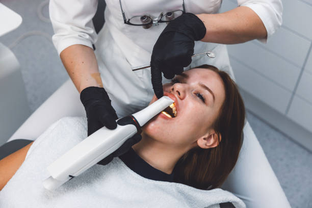 Best Emergency Dentist Near Me  in Parkwood, CA